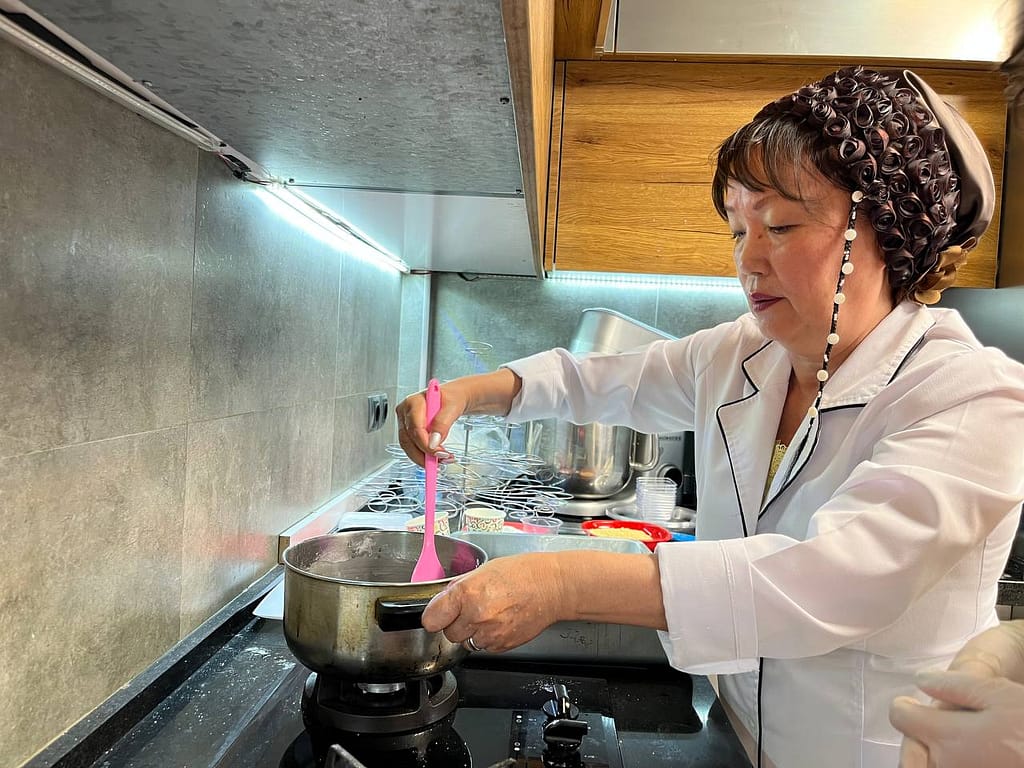 آشپزی ژاپنی کارگاه آشپزی کافه آسیا