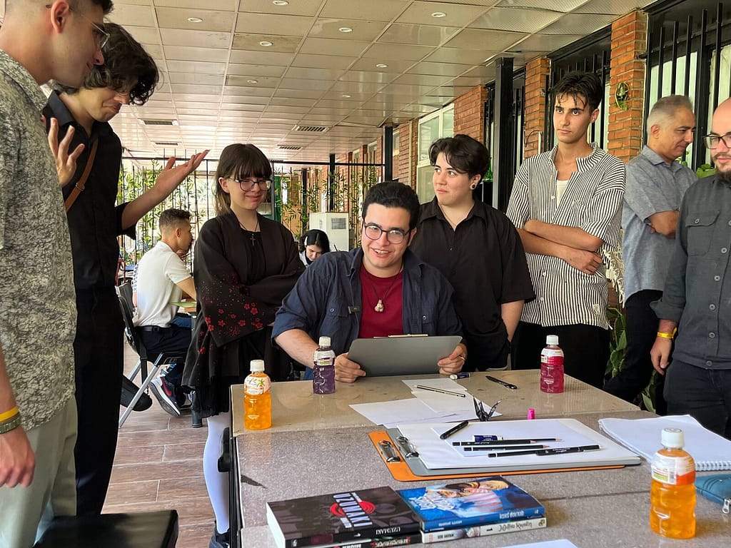 دورهمی مانگا در تهران طراحی